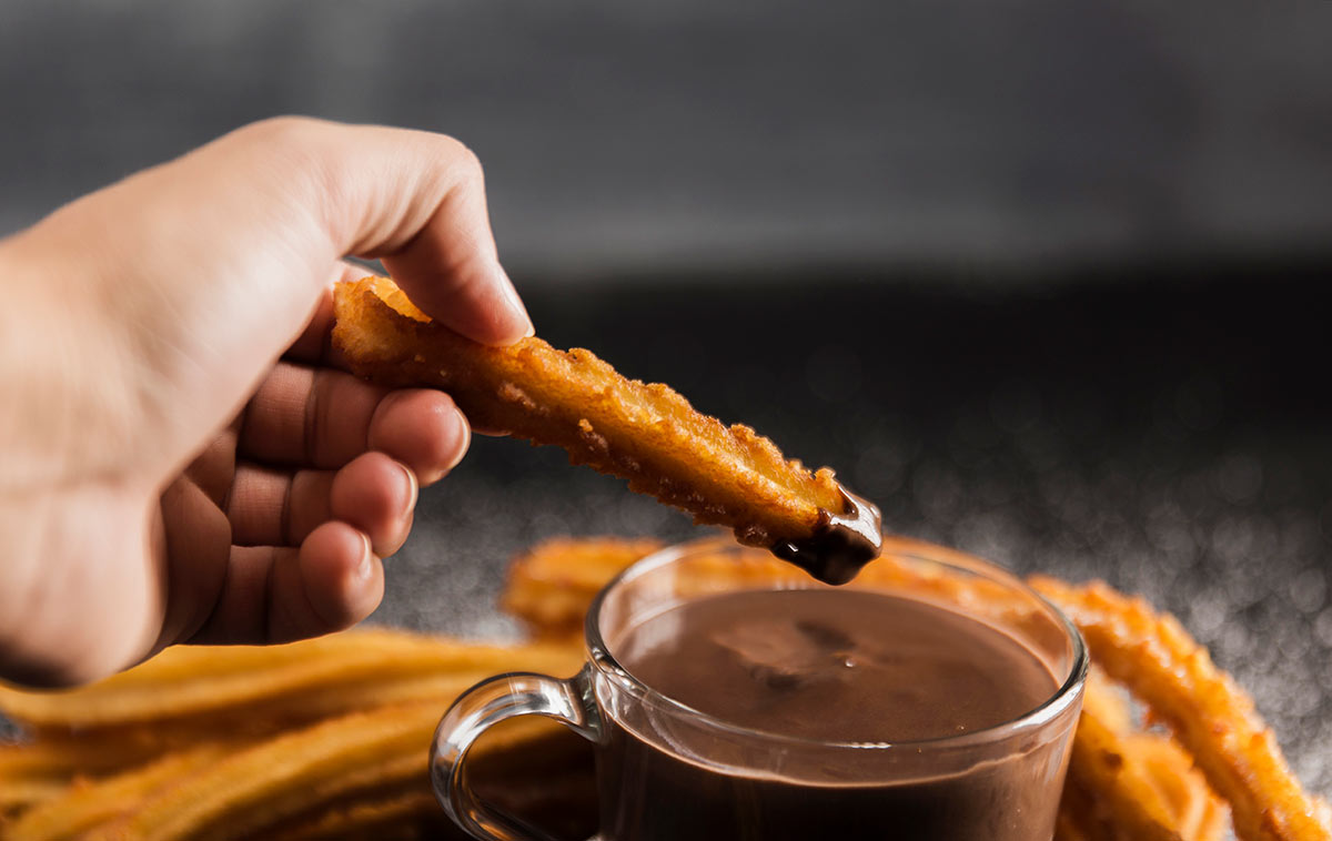 churros con chocolate