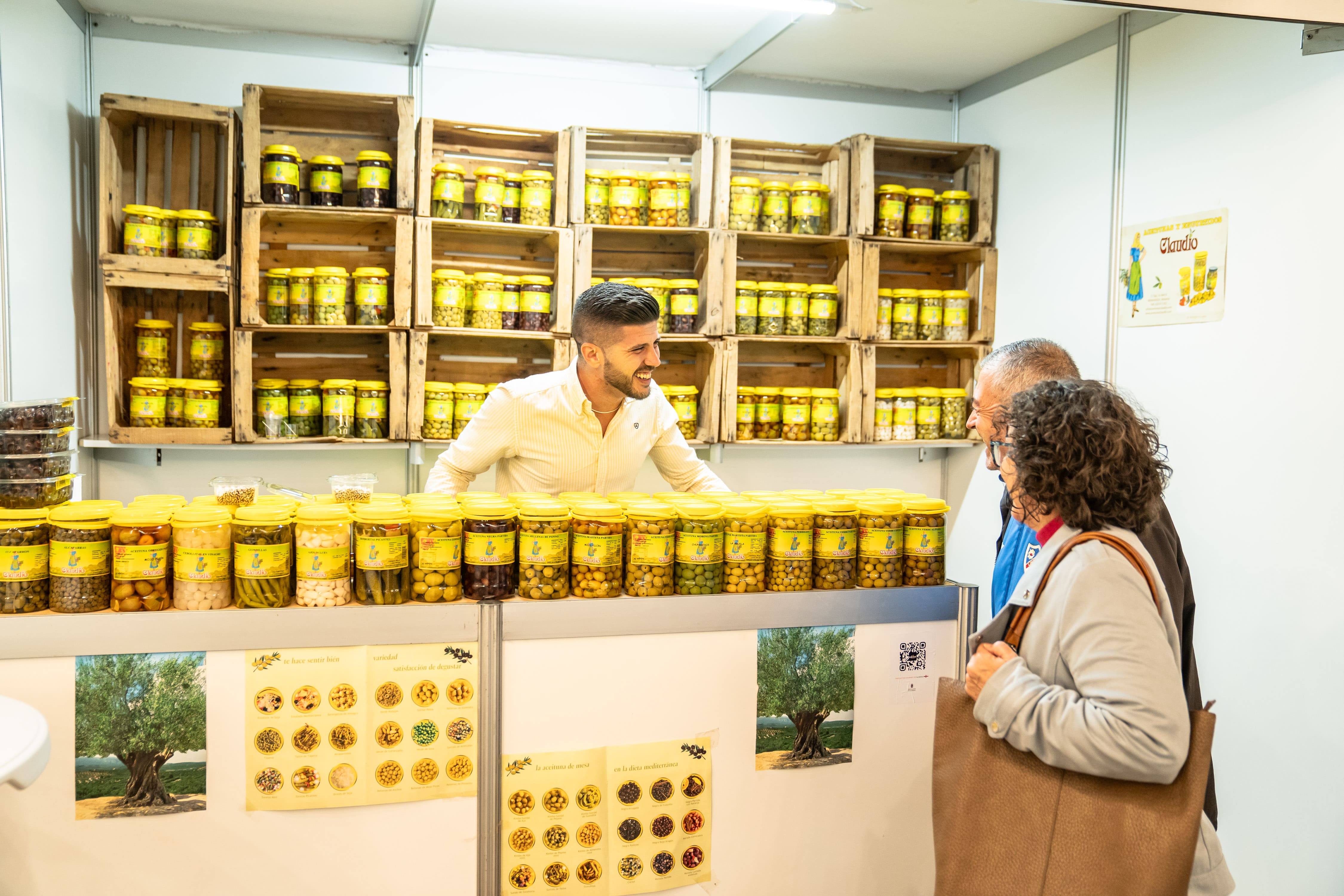 feria sabores almeria navidad aceitunas encurtidos claudio