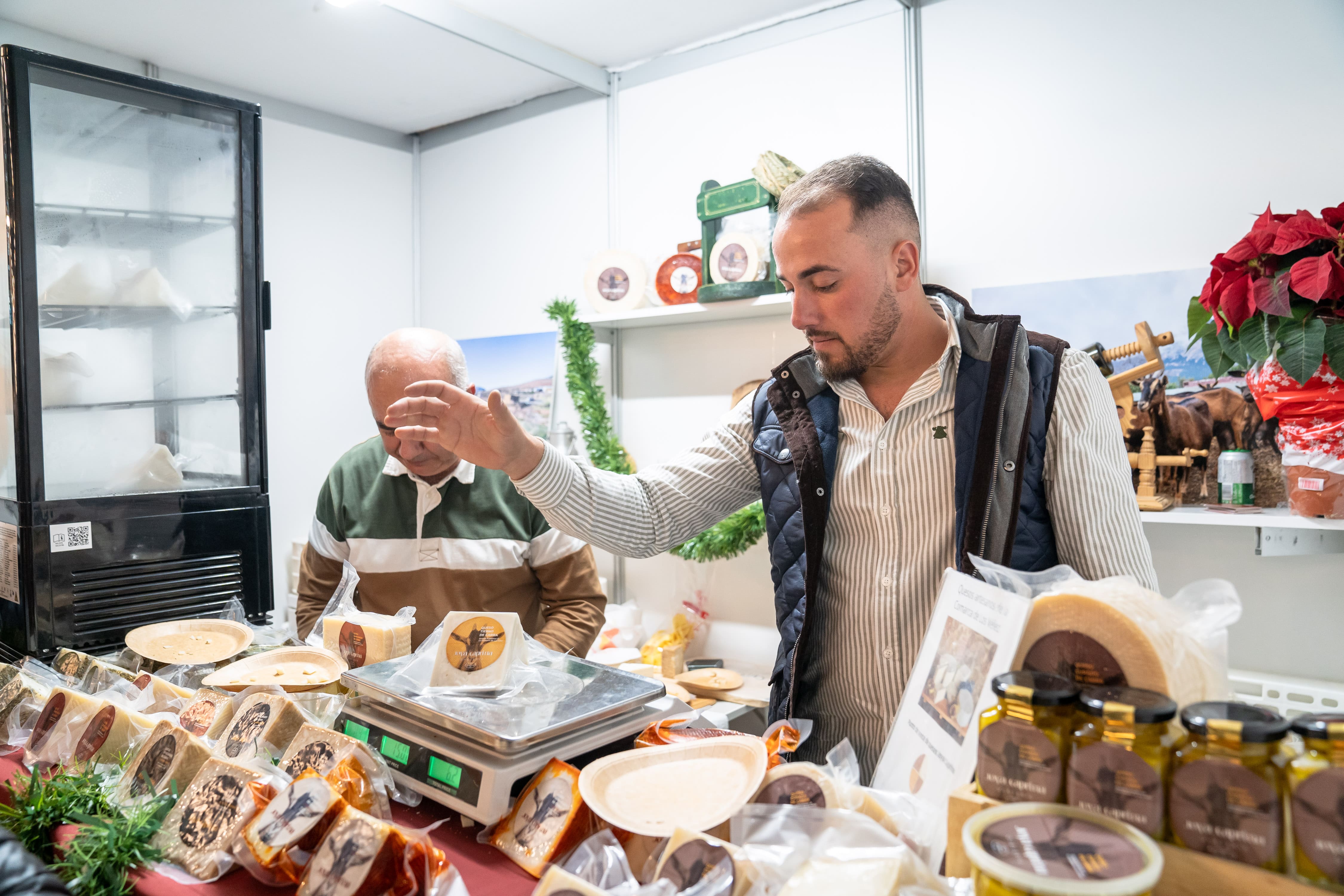 FERIA SABORES ALMERIA NAVIDAD JOYA CAPRINA