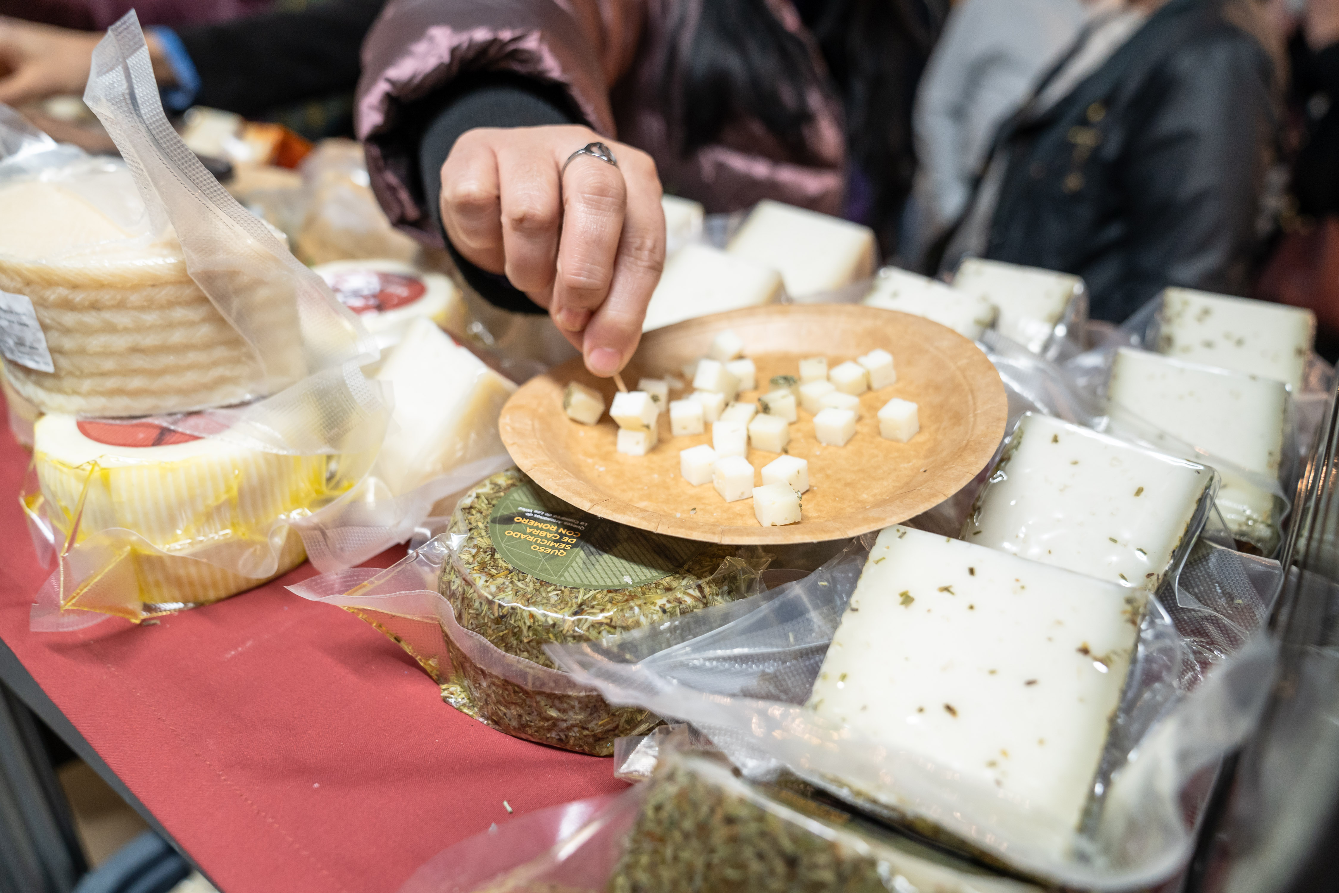 FERIA SABORES ALMERIA NAVIDAD JOYA CAPRINA