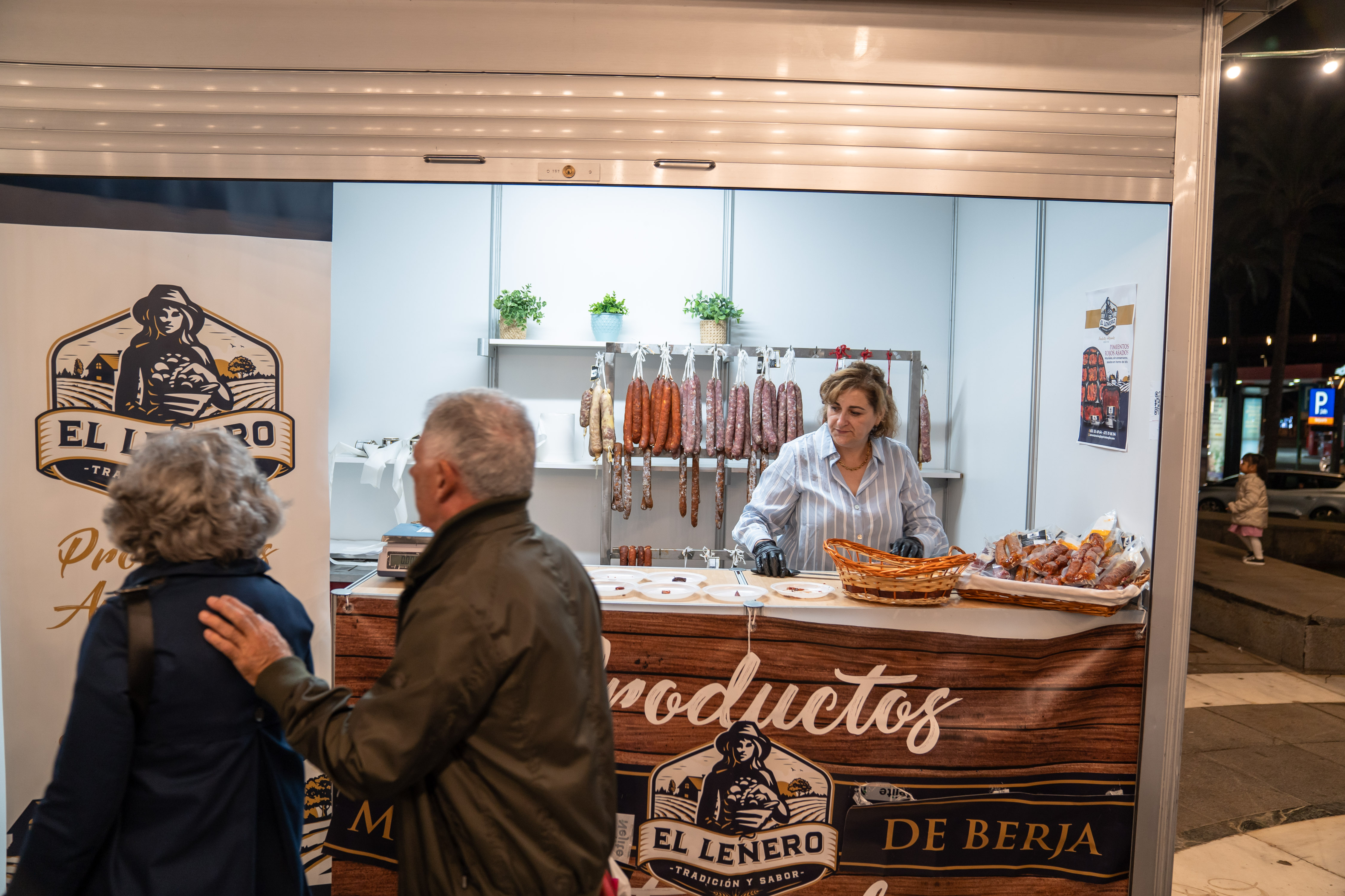 FERIA SABORES ALMERIA NAVIDAD EL LEÑERO